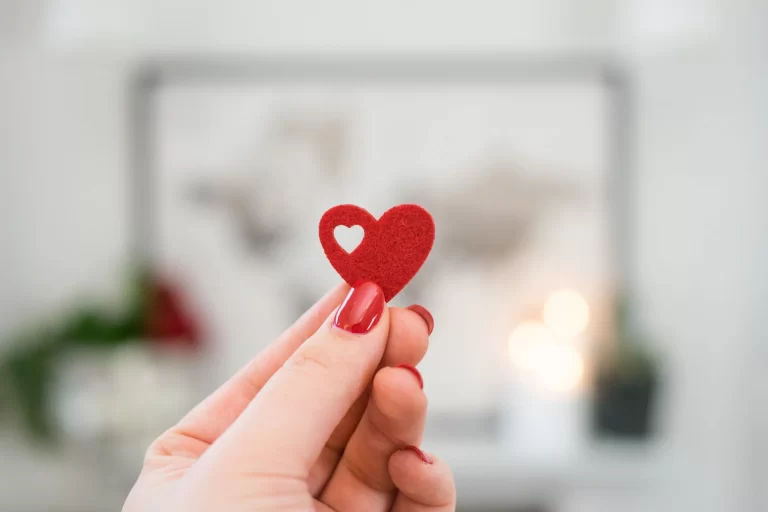 Who decides what happens to your body after death in Queensland